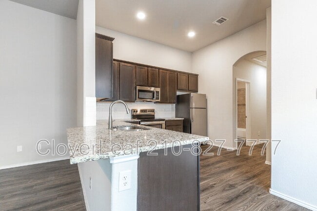 Building Photo - 614 Ashers Pl