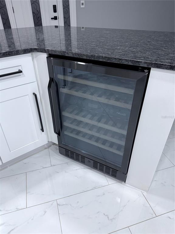 Building Photo - 128 Sandalwood Dr