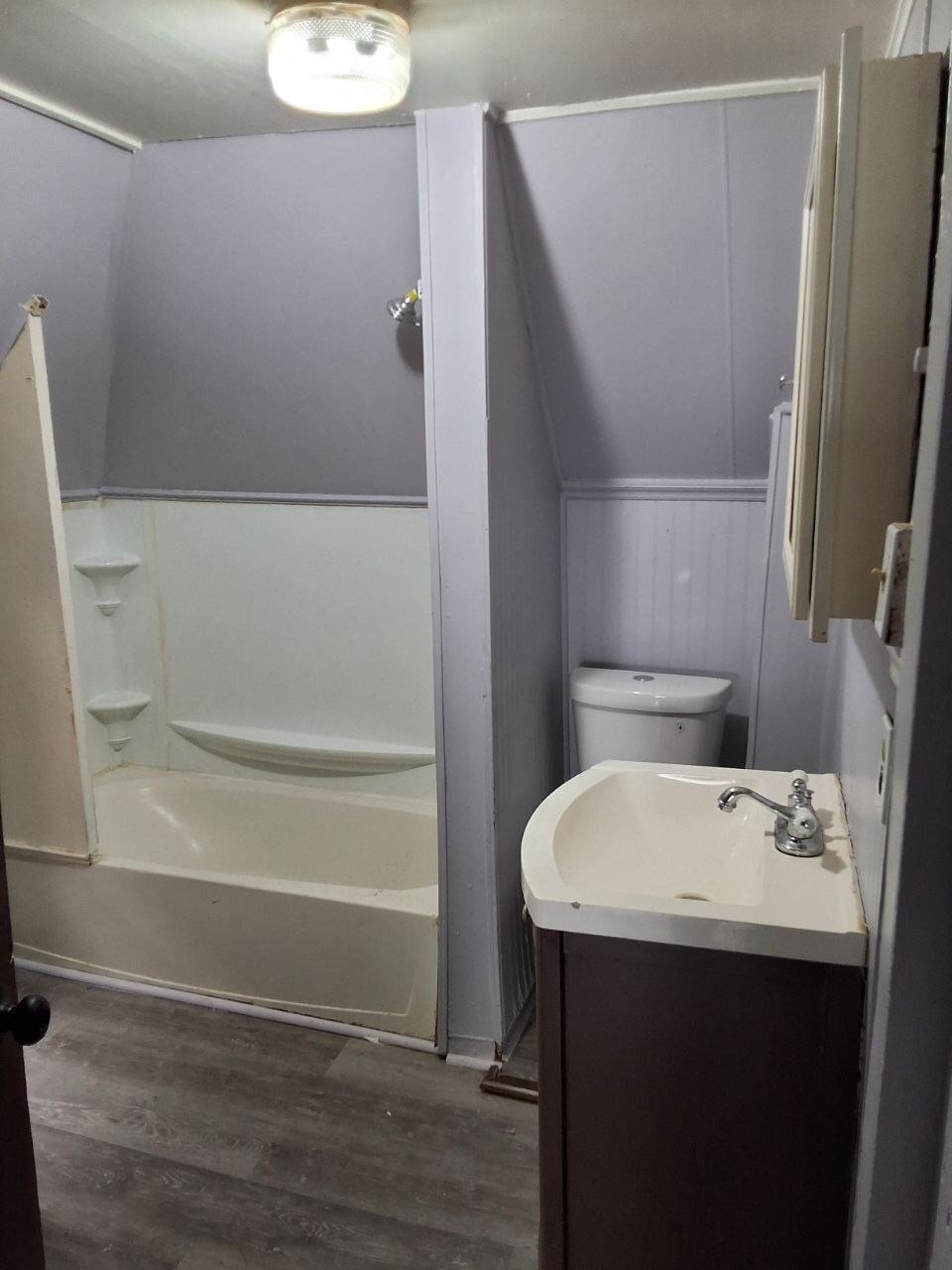 Building Photo - 119 Thompson St