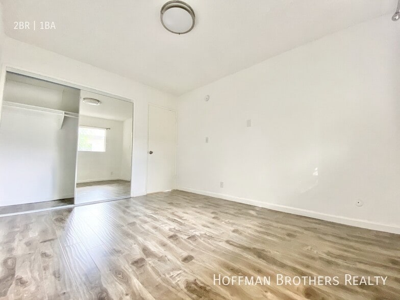 Building Photo - 3637 Keystone Av