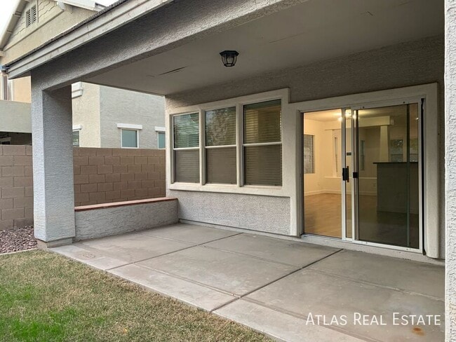 Building Photo - 4125 E Baylor Ln