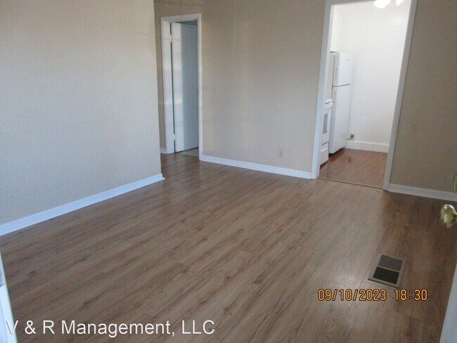 Building Photo - 2 br, 1 bath House - 2275 Silverton Rd NE