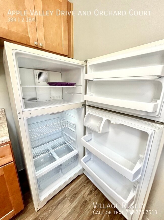 Building Photo - 710 Apple Valley Dr