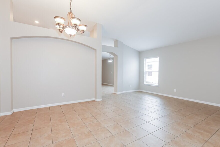 Building Photo - 4711 Ramshead Dr