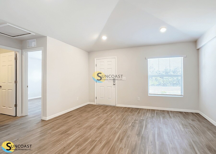 Building Photo - 27233 Partin Dr