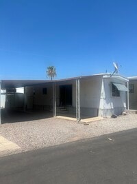 Building Photo - 925 N Plaza Dr
