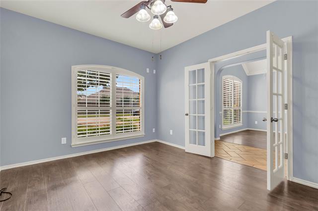 Building Photo - 404 Wentworth Dr