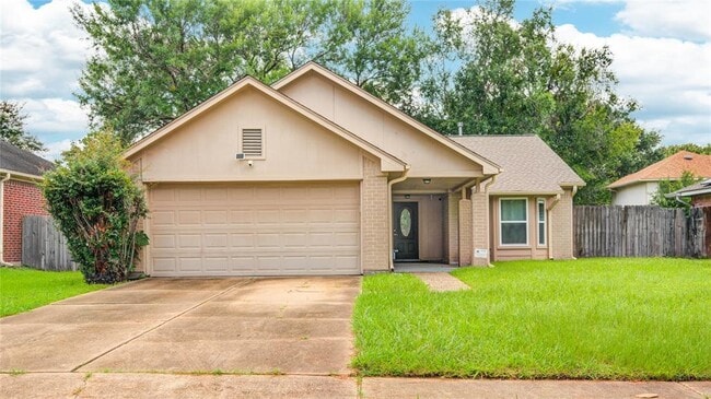Primary Photo - 1411 Brickarbor Dr