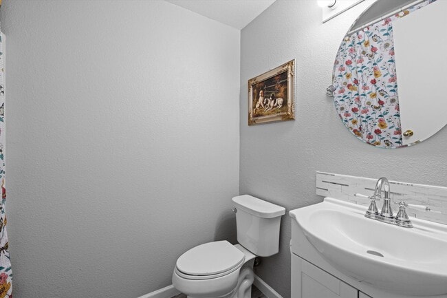 Building Photo - AVAILABLE SEPTEMBER!!!! Beautiful 3bed/2bath house in Pasco, Washington. - APPLY NOW!!!