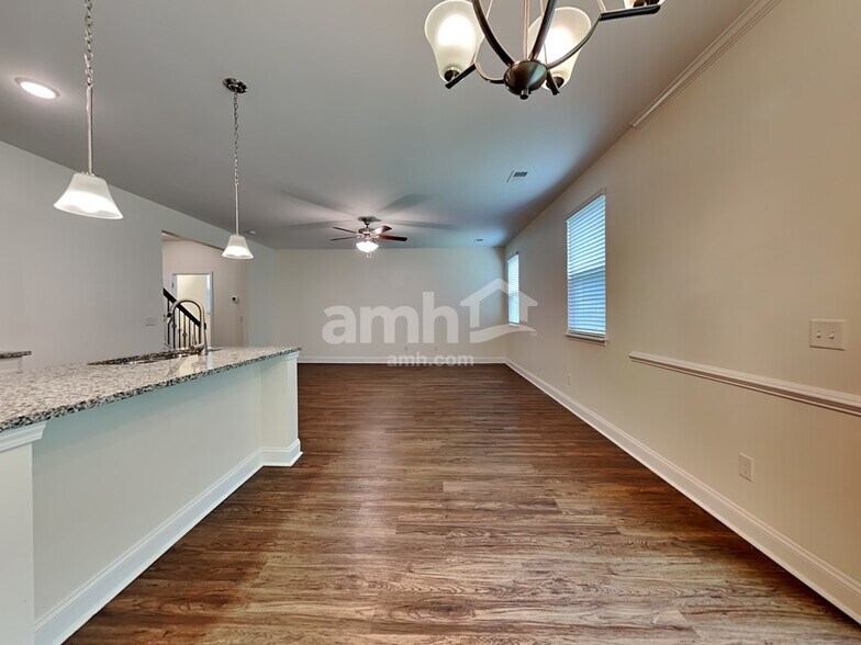 Building Photo - 445 Brookgreen Dr