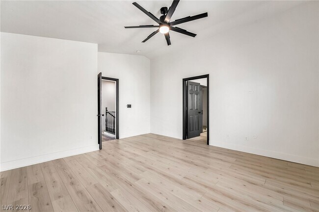 Building Photo - 9754 Thistle Dew Ave