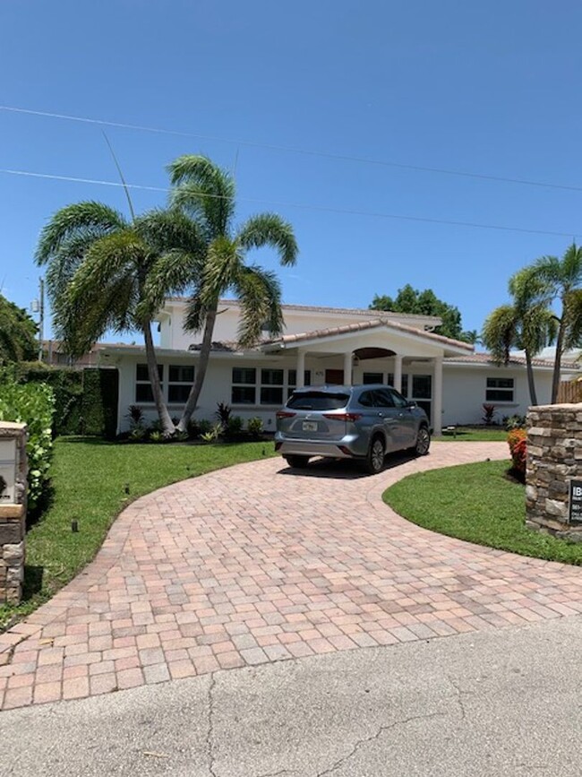 Building Photo - Luxurious East Boca Pool Home! 2 story, 2 ...