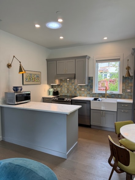Building Photo - 11668 Seola Beach Dr SW