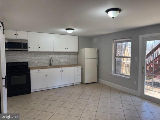 Building Photo - 15661 Montview Dr