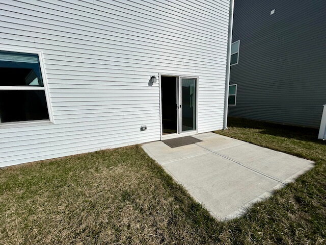 Building Photo - Beautiful Newly Built 4 Bed, 2.5 Bath Home - Loudoun Place Neighborhood