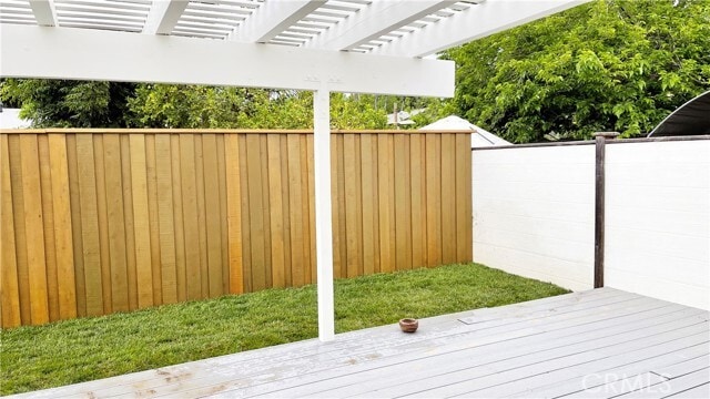 Building Photo - 6221 Glide Ave