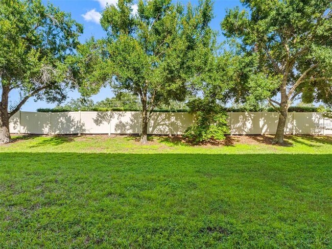 Building Photo - 12820 Belvedere Song Way