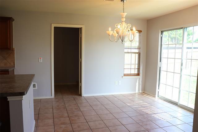 Building Photo - 2304 Heads And Tails Ln