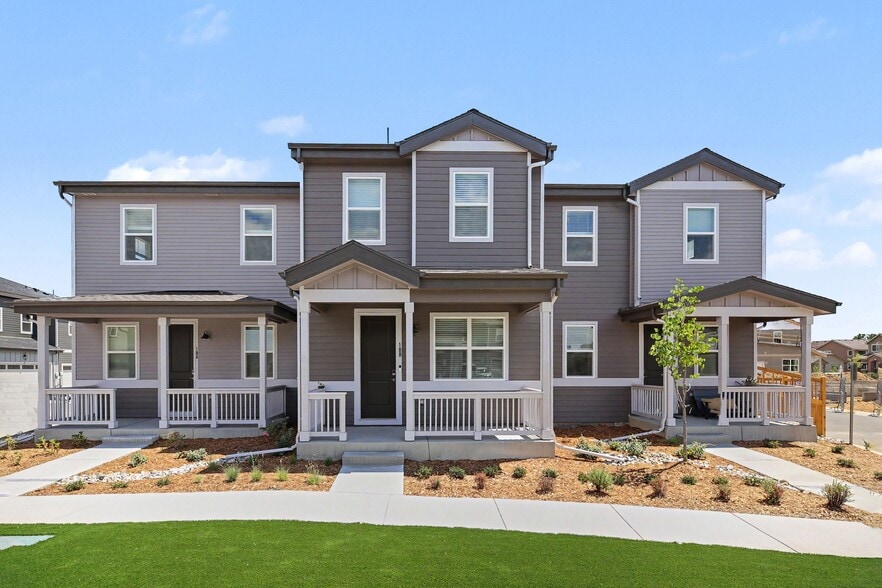 Three- and four- bedroom townhomes for rent - The Lanterns at Brighton Crossing