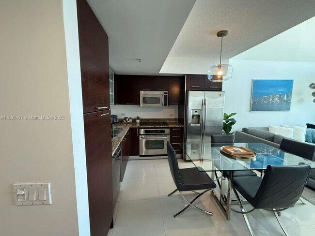 Building Photo - 41 SE 5th St