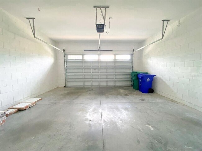 Building Photo - 17077 Harbor Oak Pkwy