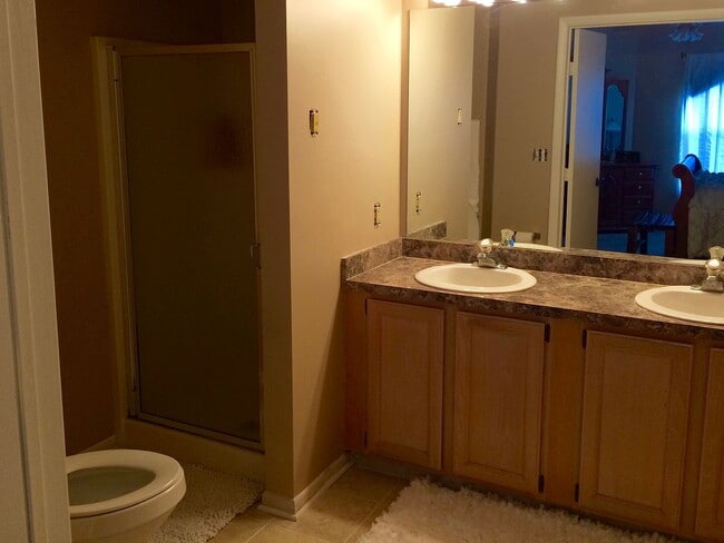 Building Photo - 28 Forest Cove Dr