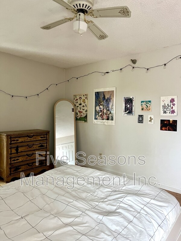 Building Photo - 115-7 North Winooski Avenue - 7