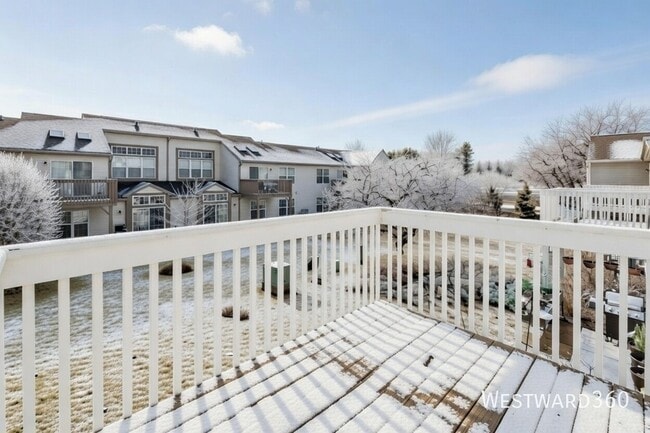 Building Photo - 2511 Sheehan Dr