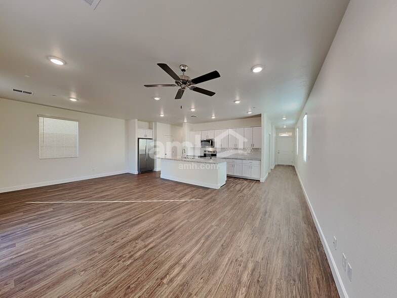 Building Photo - 302 Palazza Reserve Pl