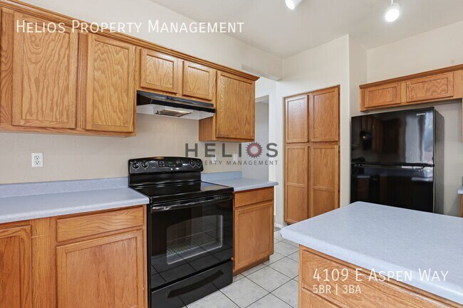 Building Photo - 4109 E Aspen Way