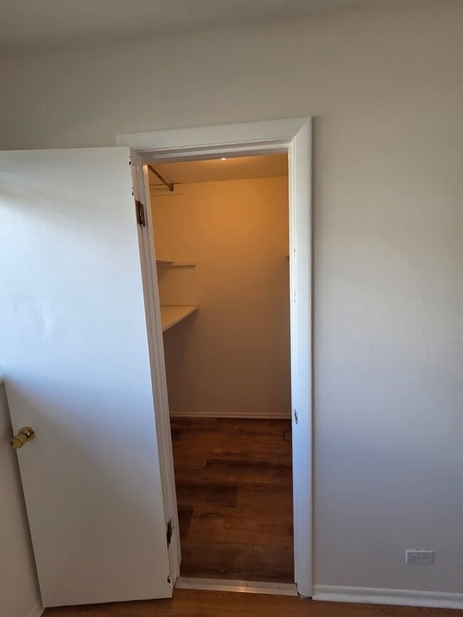 Building Photo - 724 Whitesail Dr