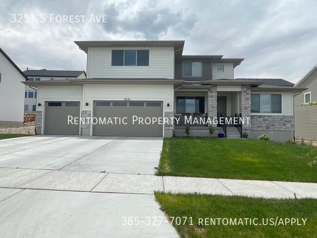 Primary Photo - 3251 S Forest Ave