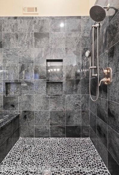 Building Photo - 29 Northwoods Rd