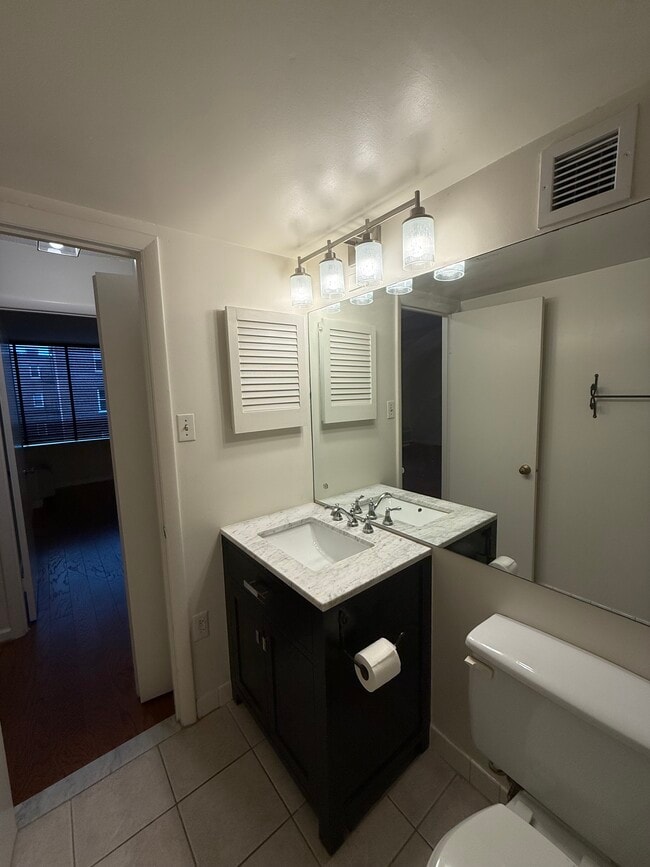 Building Photo - 2141 P St NW