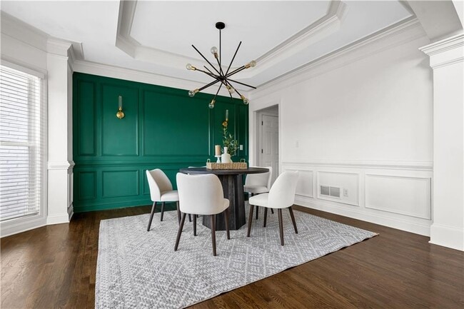 Building Photo - 3713 Lake Edge Dr