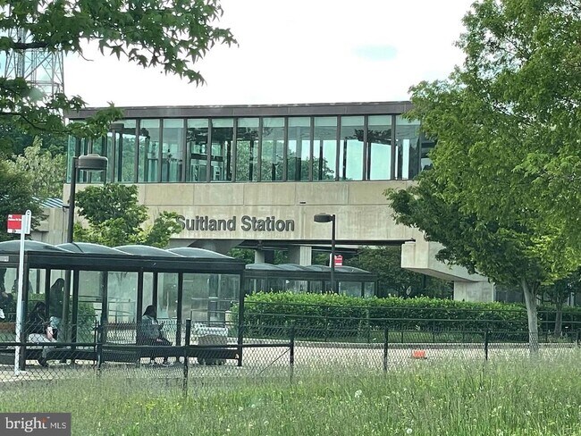 Building Photo - 2715 Evansgreen Dr