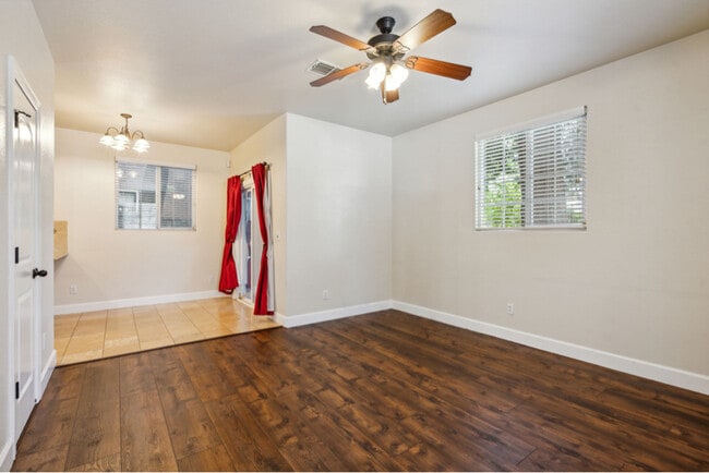 Building Photo - 3004 Portola Way
