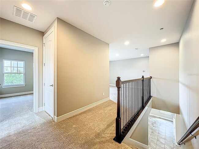 Building Photo - 9421 Dugard Ct