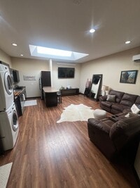 Building Photo - Downtown Condos AirBnb