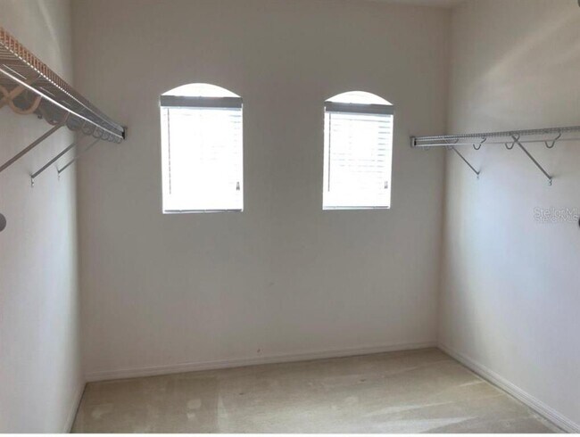 Building Photo - 14903 Fells Ln