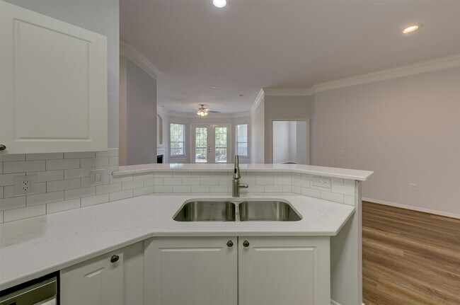 Building Photo - 3045 Marina Bay Dr