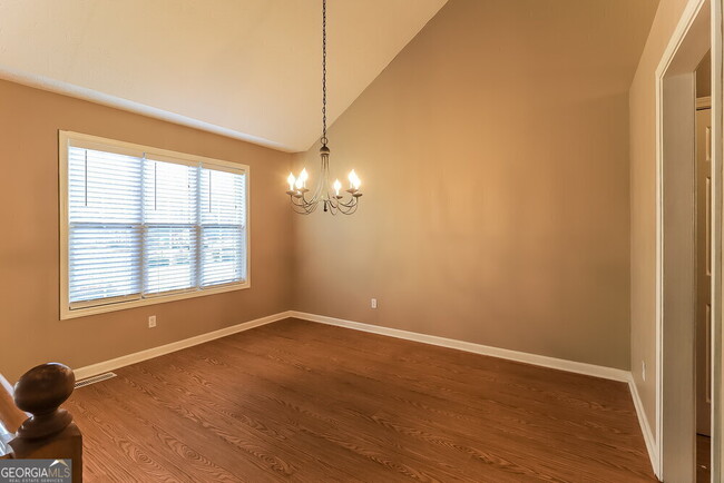 Building Photo - 2660 Barnwell Ct
