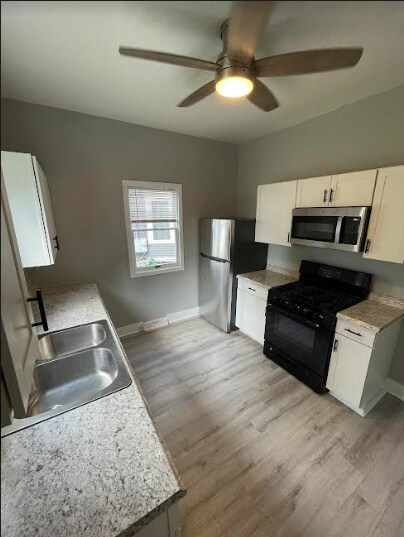Kitchen - 109 Unger Ave