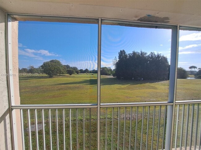 Building Photo - 5100 SW 90th Ave