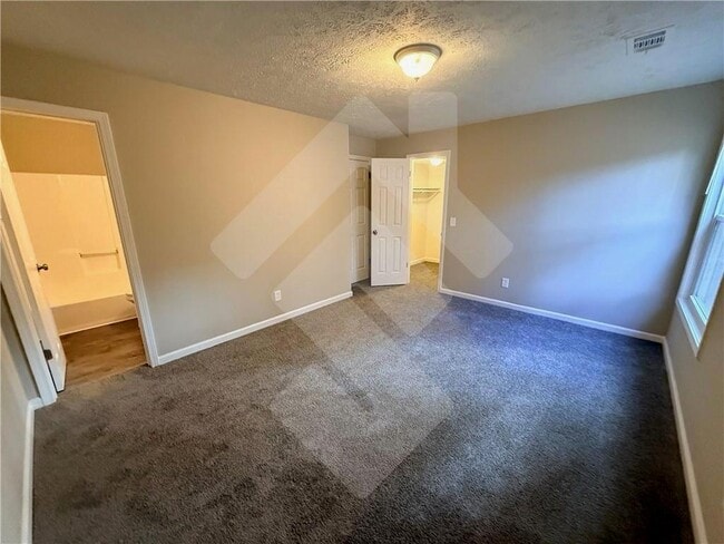 Building Photo - 899 Pastel Dr SW