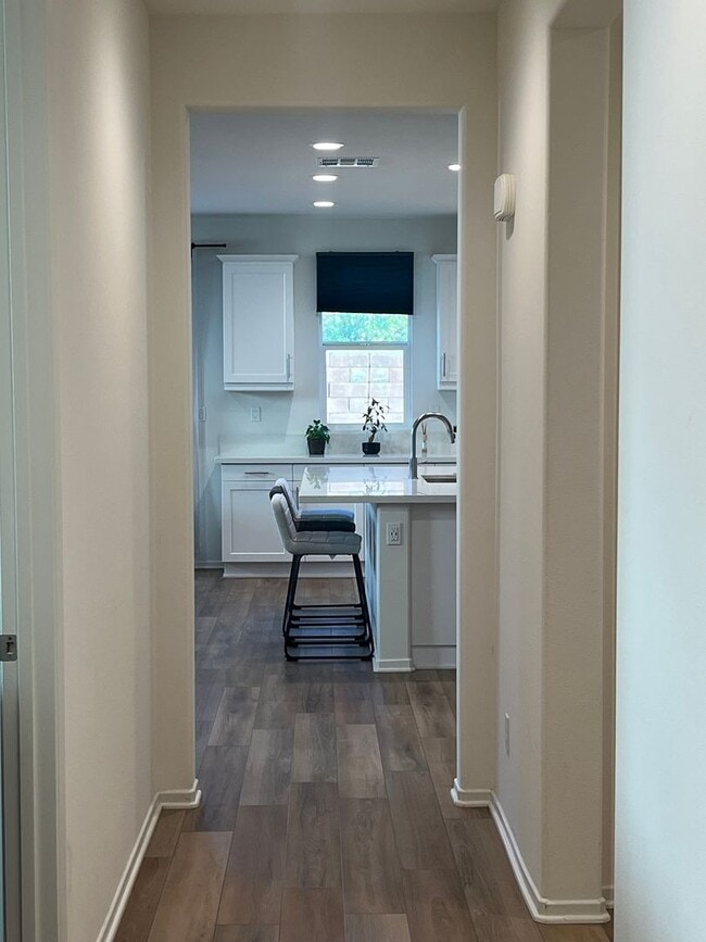 Building Photo - Beautiful Single-Family Home in Terramor