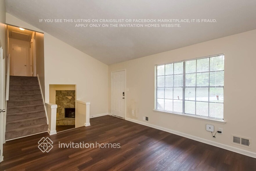 Building Photo - 5469 Liberty Rd