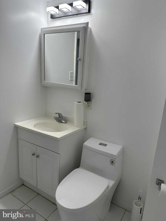 Building Photo - 12 S Van Dorn St