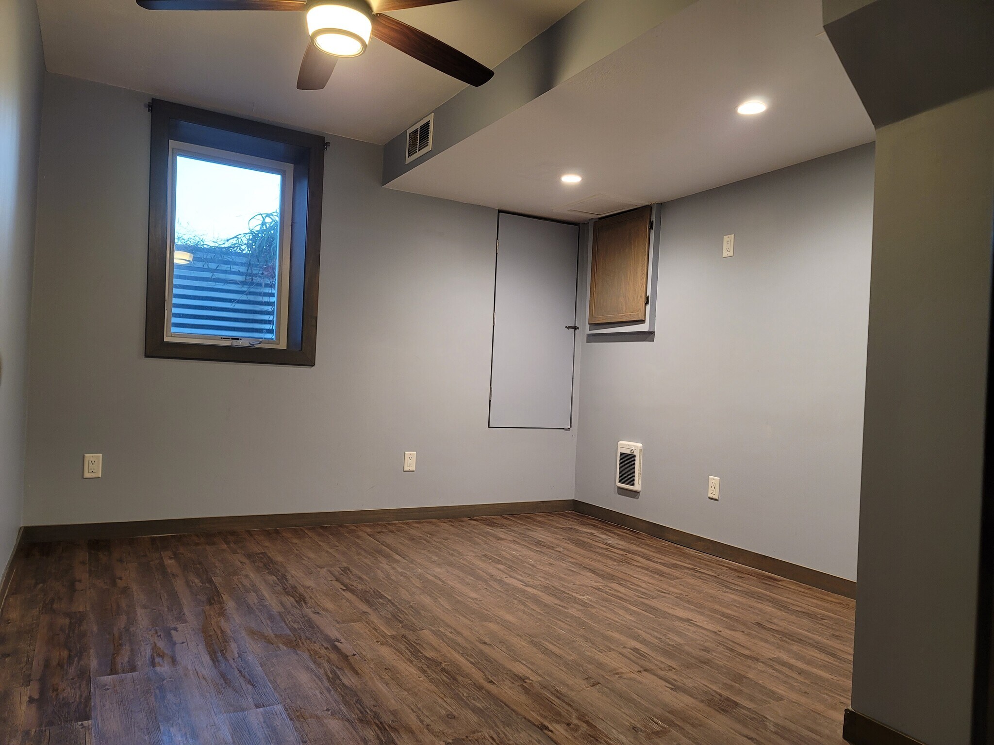 Building Photo - 13405 Arrowhead St NW