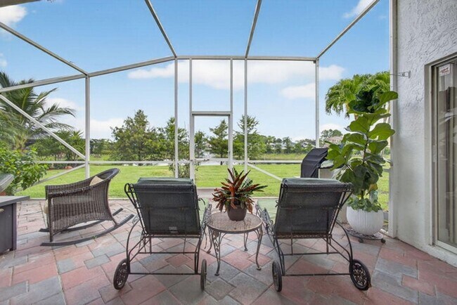 Building Photo - 15155 Newquay Ct